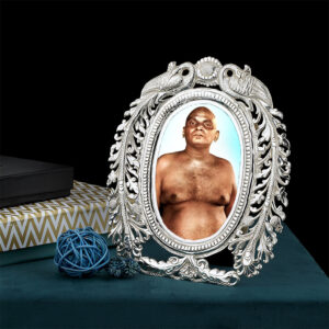 Bhagwan Nityananda Silver  Designed Photo Frame  (PHOTO SIZE: 4X6 INCH)